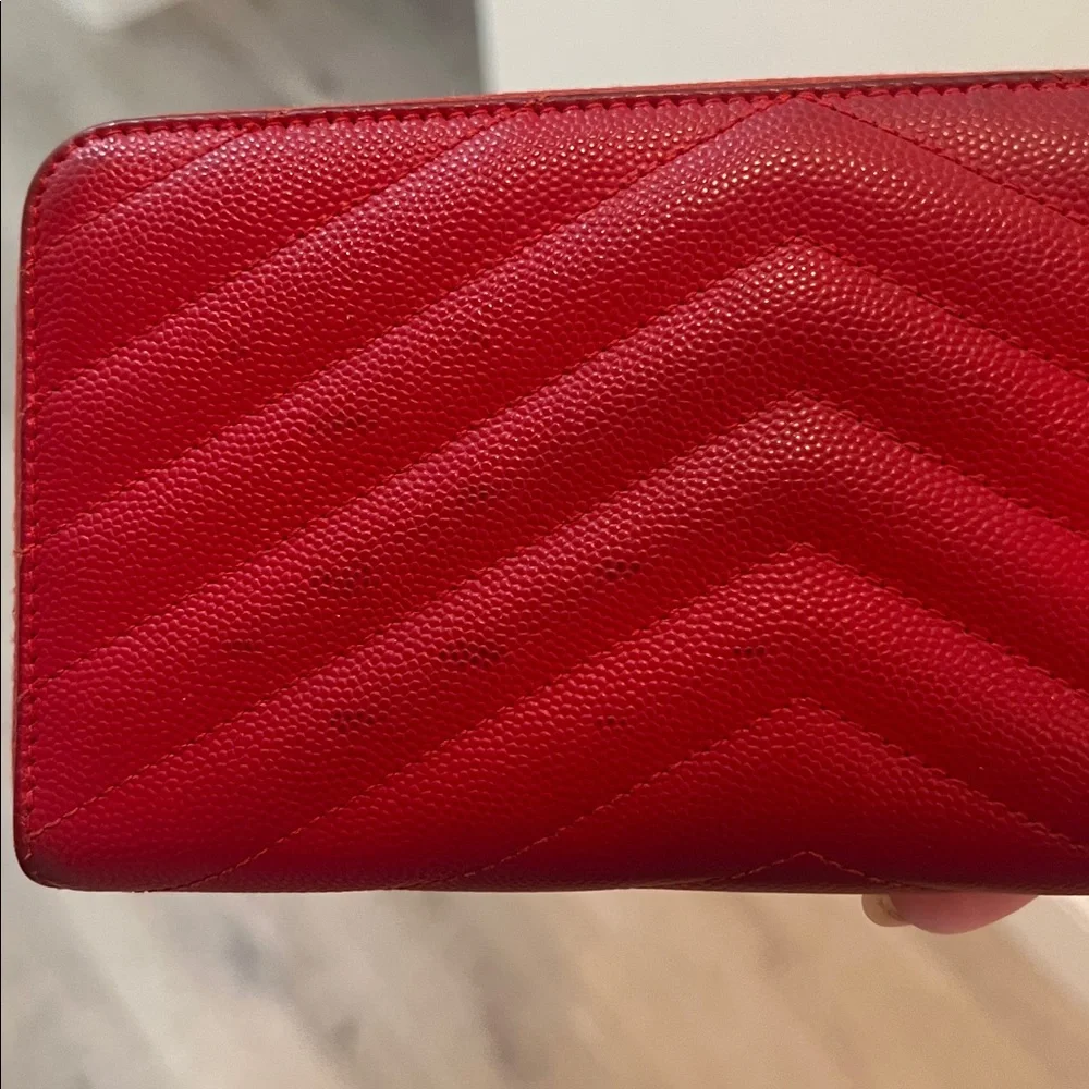 YSL SAINT LAURENT CASSANDRE MATELASSÉ LEATHER LONG ZIP AROUND WALLET RED - Picture 10 of 16